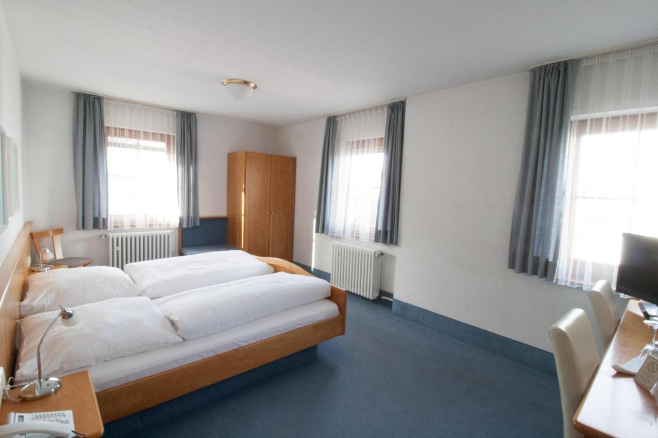 Krone Strassdorf Hotel